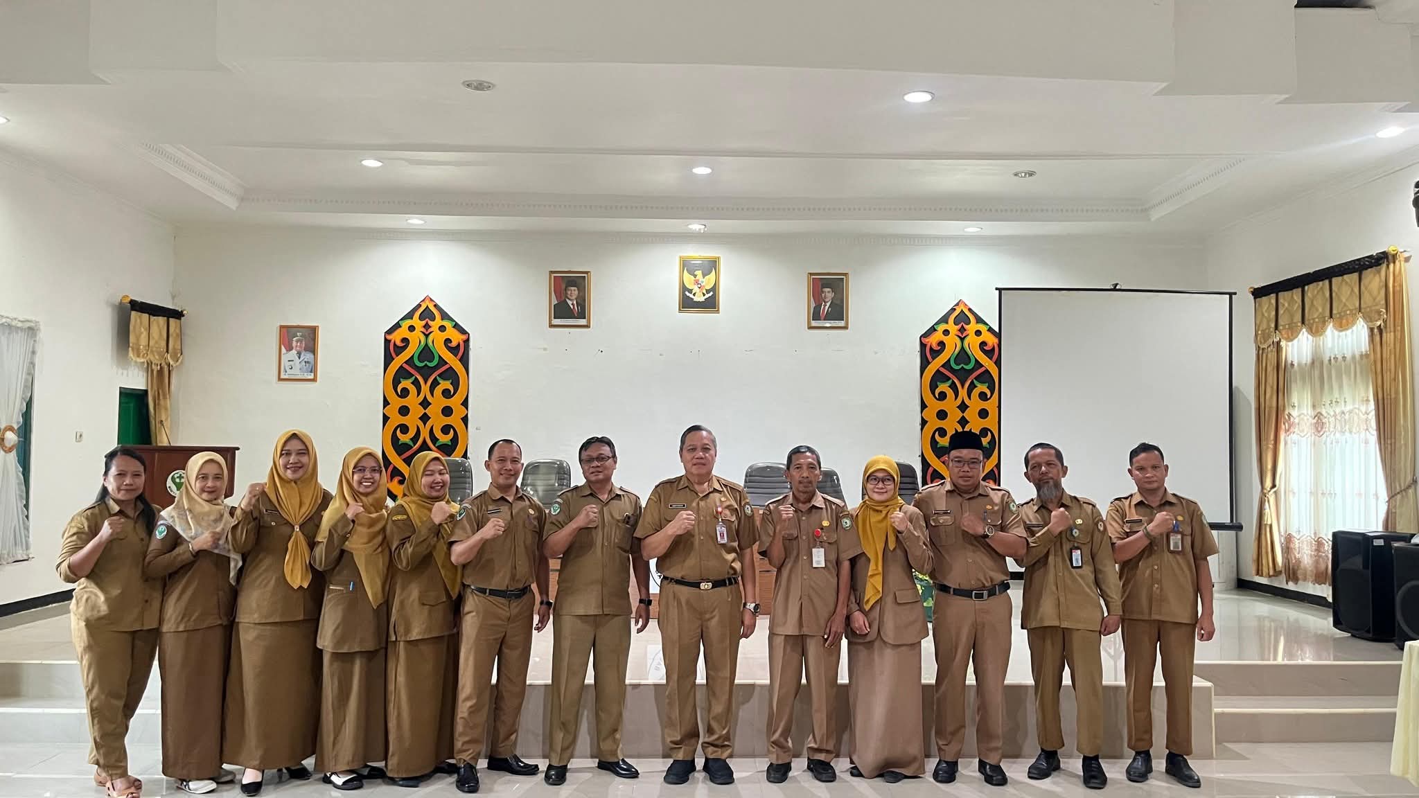 Serah Terima Jabatan Administrator dan Pengawas Dinas Kesehatan Kotawaringin Timur